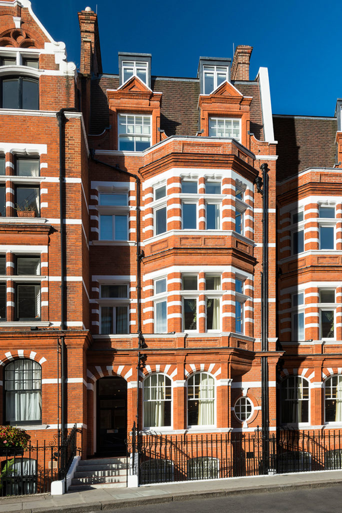 2023/03/Knightsbridge.jpg